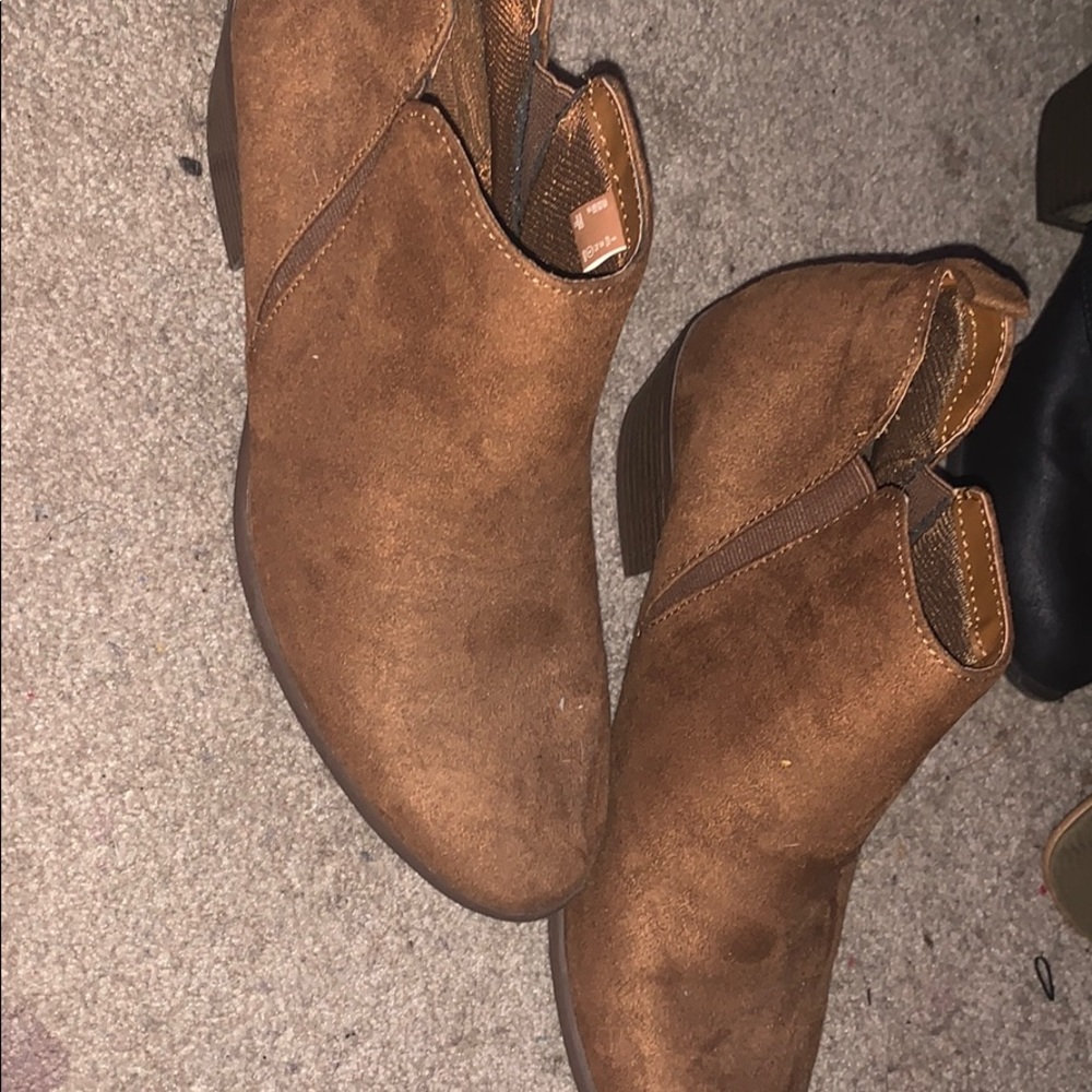 american eagle heels